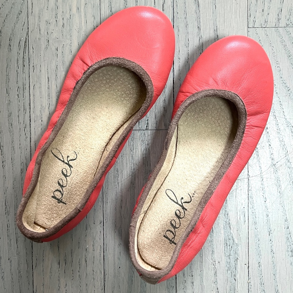Peek girls leather ballet flats coral orange with tan suede trim size 11